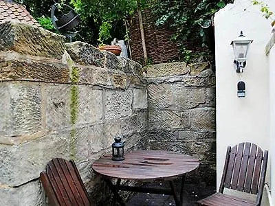 The Little Stone Cottage Loftus 0*,  Wielka Brytania